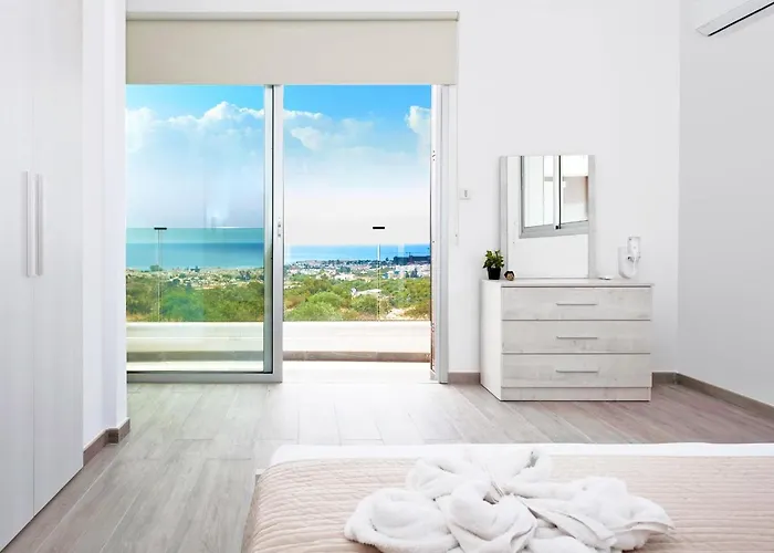 Fortuna Villa Ayía Nápa