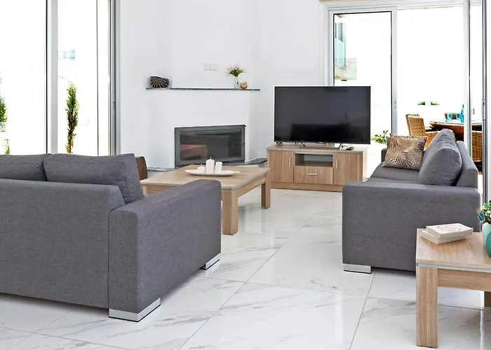 Villa Fortuna Ayía Nápa