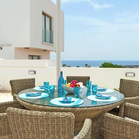 Fortuna Vilă Ayia Napa